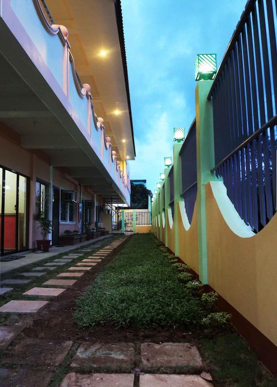 Amerson Pension Place Puerto Princesa Exterior foto