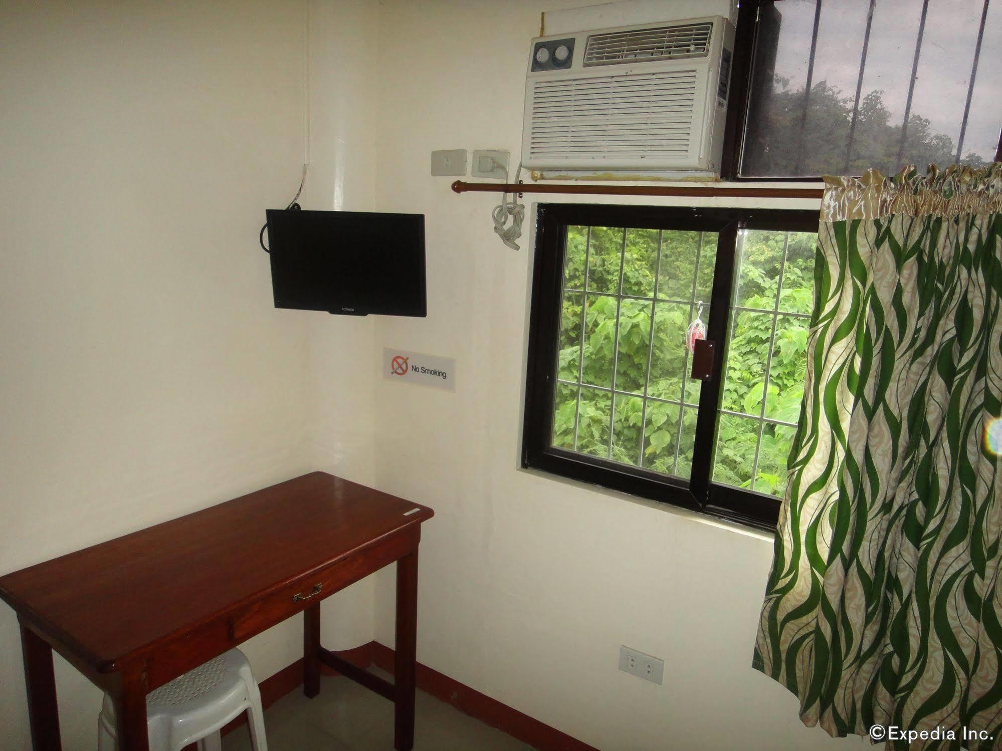 Amerson Pension Place Puerto Princesa Exterior foto