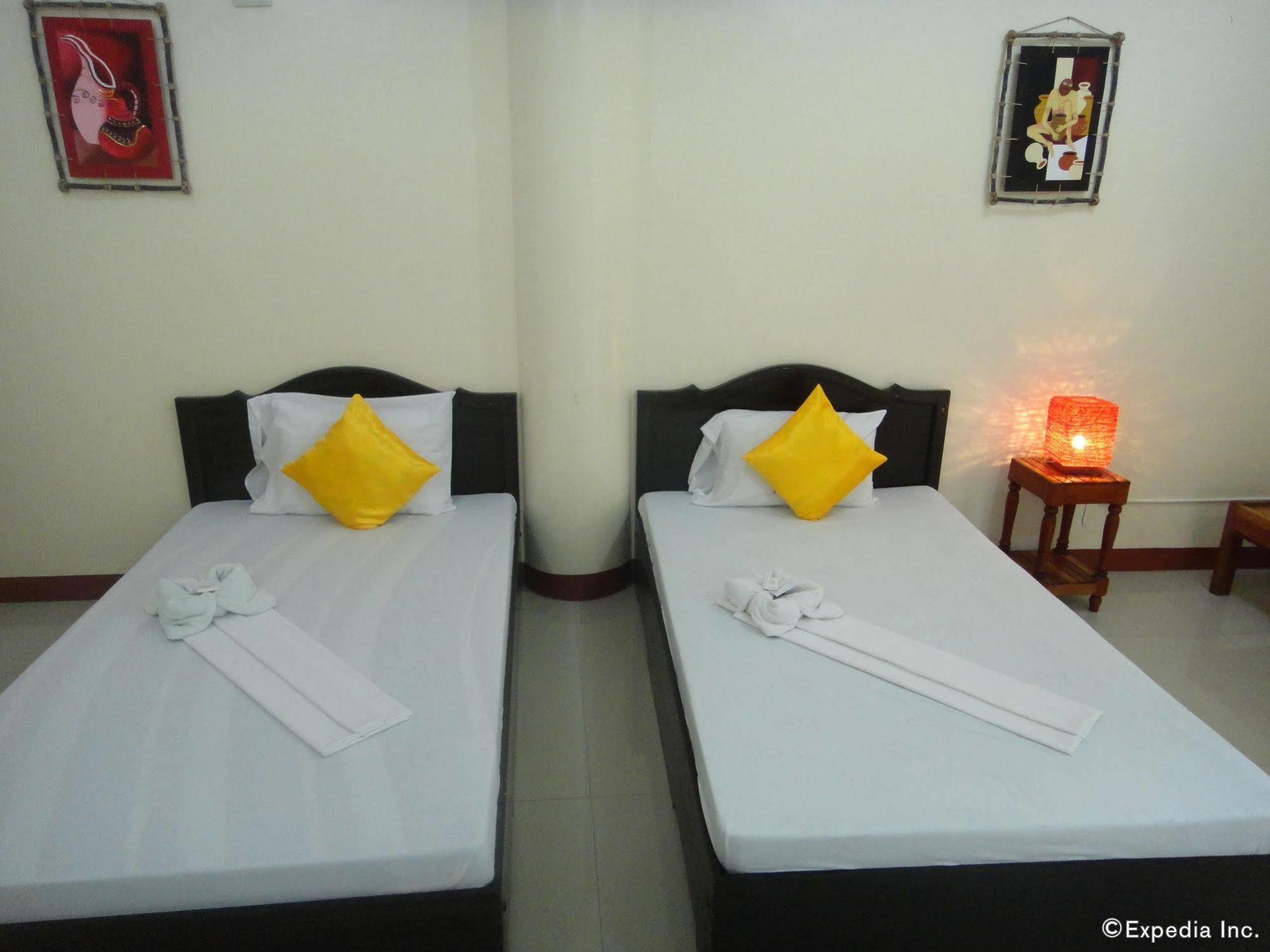 Amerson Pension Place Puerto Princesa Exterior foto